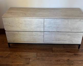 Low Profile Dresser