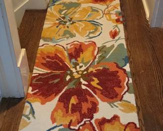 Floral woven runner 25" X 6'
