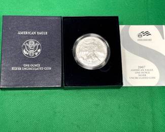 Many 1-ounce American Eagles