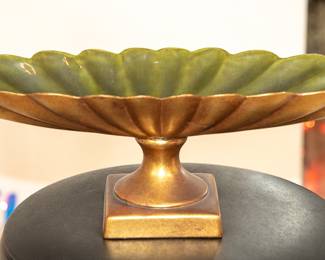 FREEMAN-MCFARLIN GOLD LEAF CERAMICS