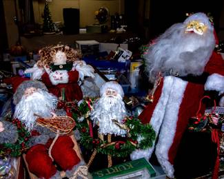 CHRISTMAS DECOR