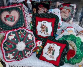 CHRISTMAS DECOR