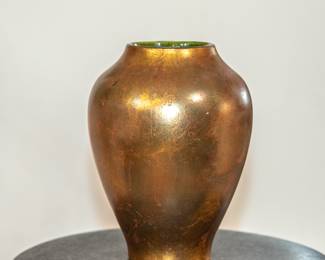 FREEMAN-MCFARLIN GOLD LEAF CERAMICS