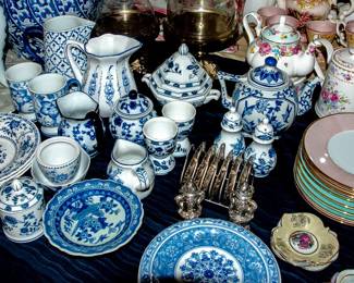 TABLES OF BLUE AND WHITE CERAMICS