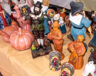 THANKSGIVING DECOR