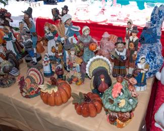THANKSGIVING DECOR