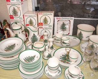 SPODE CHRISTMAS TREE PATTERN
