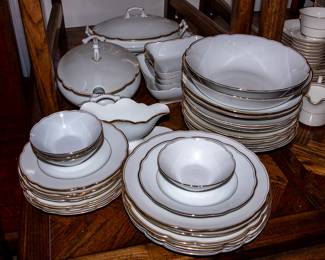 VINTAGE DINNERWARE