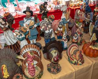 THANKSGIVING DECOR