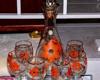 MID CENTURY ROMANIAN DECANTER SET