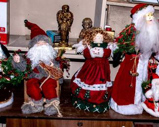 CHRISTMAS DECOR