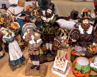 THANKSGIVING DECOR
