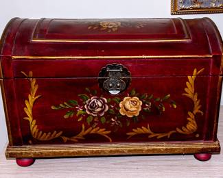 DECORATIVE ACCENTS