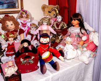 VINTAGE DOLLS