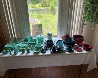 Fiesta Seamist, Juniper, Cinnabar