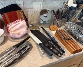 Knives and kitchen essentials