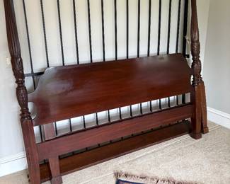 King 4-poster bed by Ethan Allen and bedframe