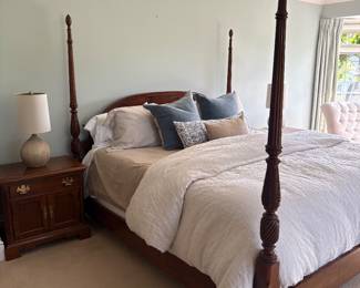 King Bed - 4-poster bed, shown with Sterns & Foster Luxe Estate King Mattress and Pottery Barn Linen duvet cover and shams, and linen sheets