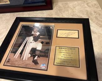 Roberto Clemente memorabilia 