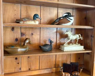 Decoys, horse figurine and bookends