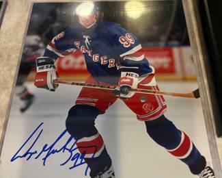 Wayne Gretzky - signed with COA