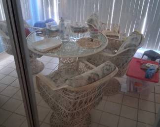 very nice Patio furniture 