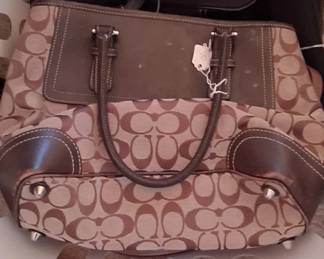 Coach Hampton brown Khaki signature