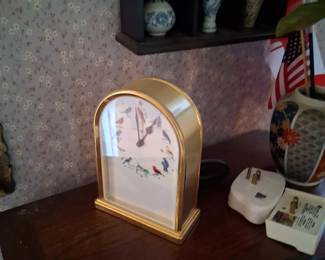    Howard Miller Songbirds clock