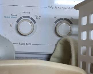 Kenmore Washer and dryer set. Basic and working