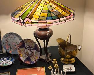 Stained glass lamp