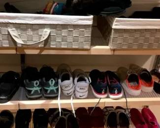 Assorted womens shoes