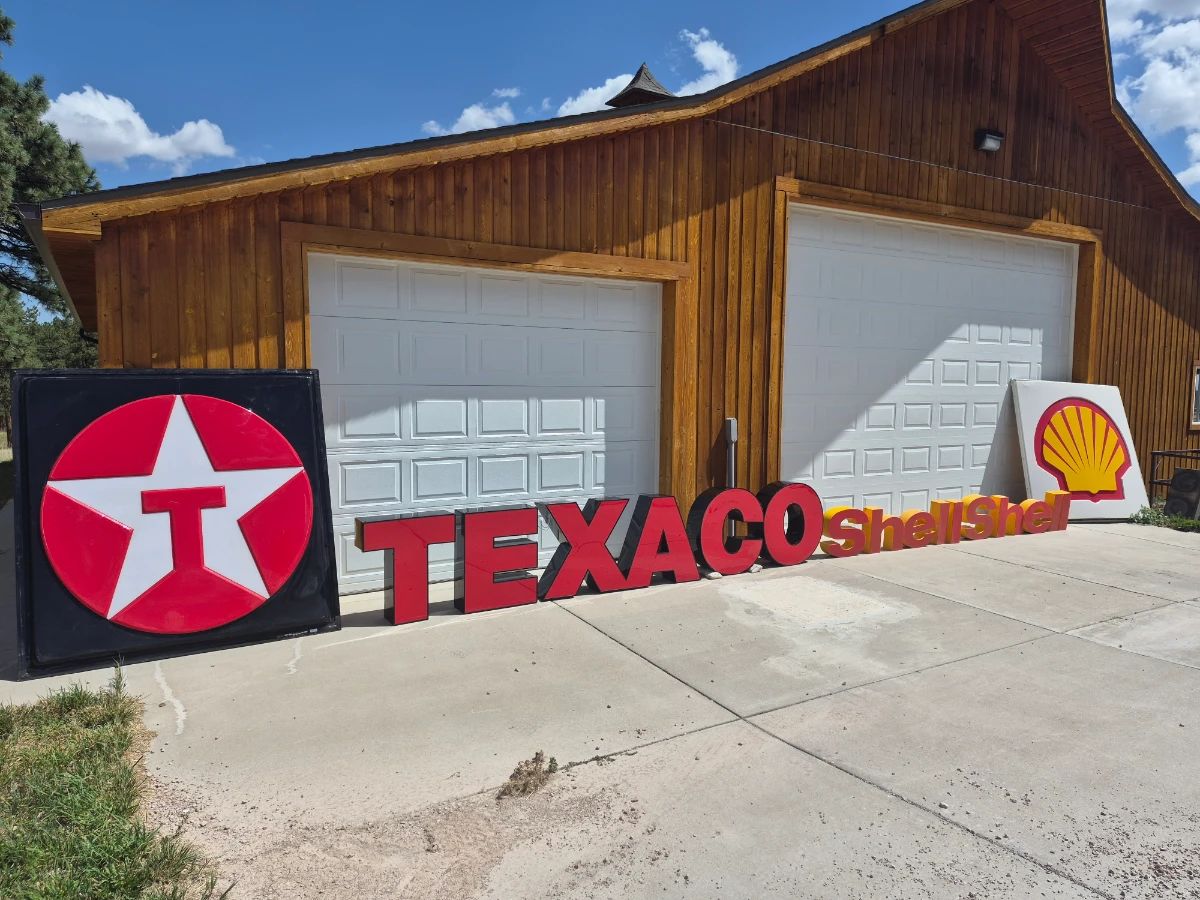The square Texaco and Shell signs are acrylic 6' X 6' with the origional aluminum frames.