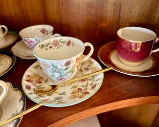 Great Selection of tea cups!