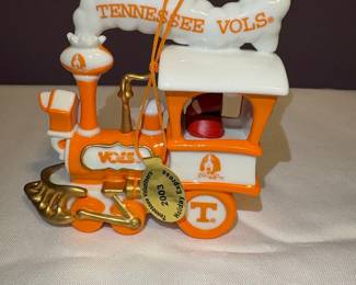 Danbury Mint "Holiday Express" 2003 Tennessee Volunteers Ceramic Train Ornament