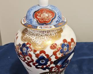 Imari Porcelain Ginger Jar with Lid