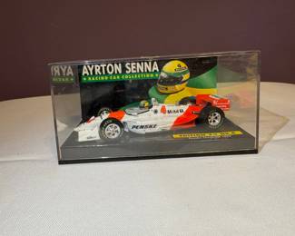 Minichamps Ayrton Senna Racing Car Collection - Penske Chevrolet PC22 1993
