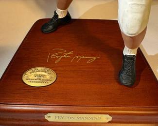 Danbury Mint Peyton Manning Tennessee Volunteers Figurine