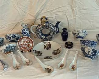 Oriental Decorative Collectibles Lot