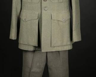	USMC Enlisted Wool Uniform Set 1943 Named