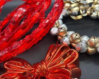 Christmas decorations, 2 Plug Ins And A Bell Wreath