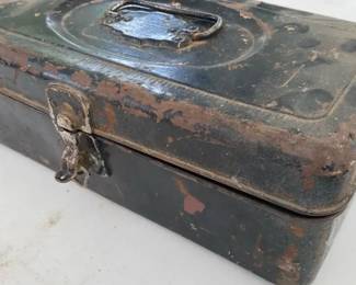 Vintage Metal Tacklebox