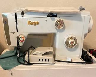 Koyo Model 1220 Sewing Machine Case