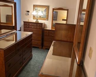 Ethan Allen dressers & chest-of-drawers