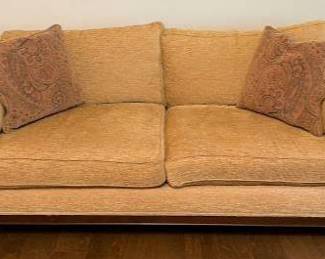 Kravetfurniture 