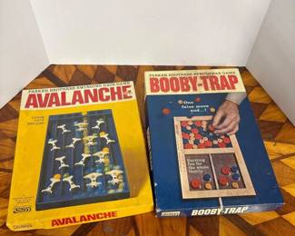 199 vintageparkerbrothersavalanchebooby