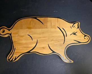 017 pigshapedwoodcuttingboardfrenchrol