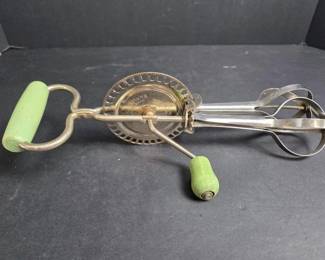 253 vintageedlundcohandcrankedeggbeate