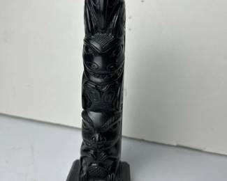 136 bomacanadianblackresin7totempolef