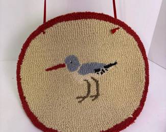 018 handhookedroundchairpadwithbirdmo
