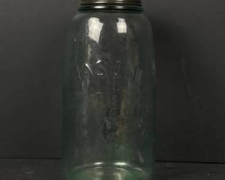 331 vintageballmasonquartjarwithaquab